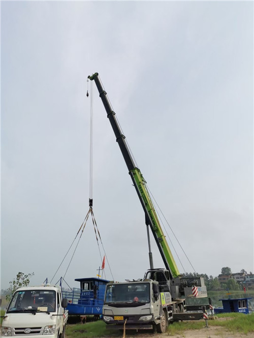 娄星区桥梁建设吊装案例